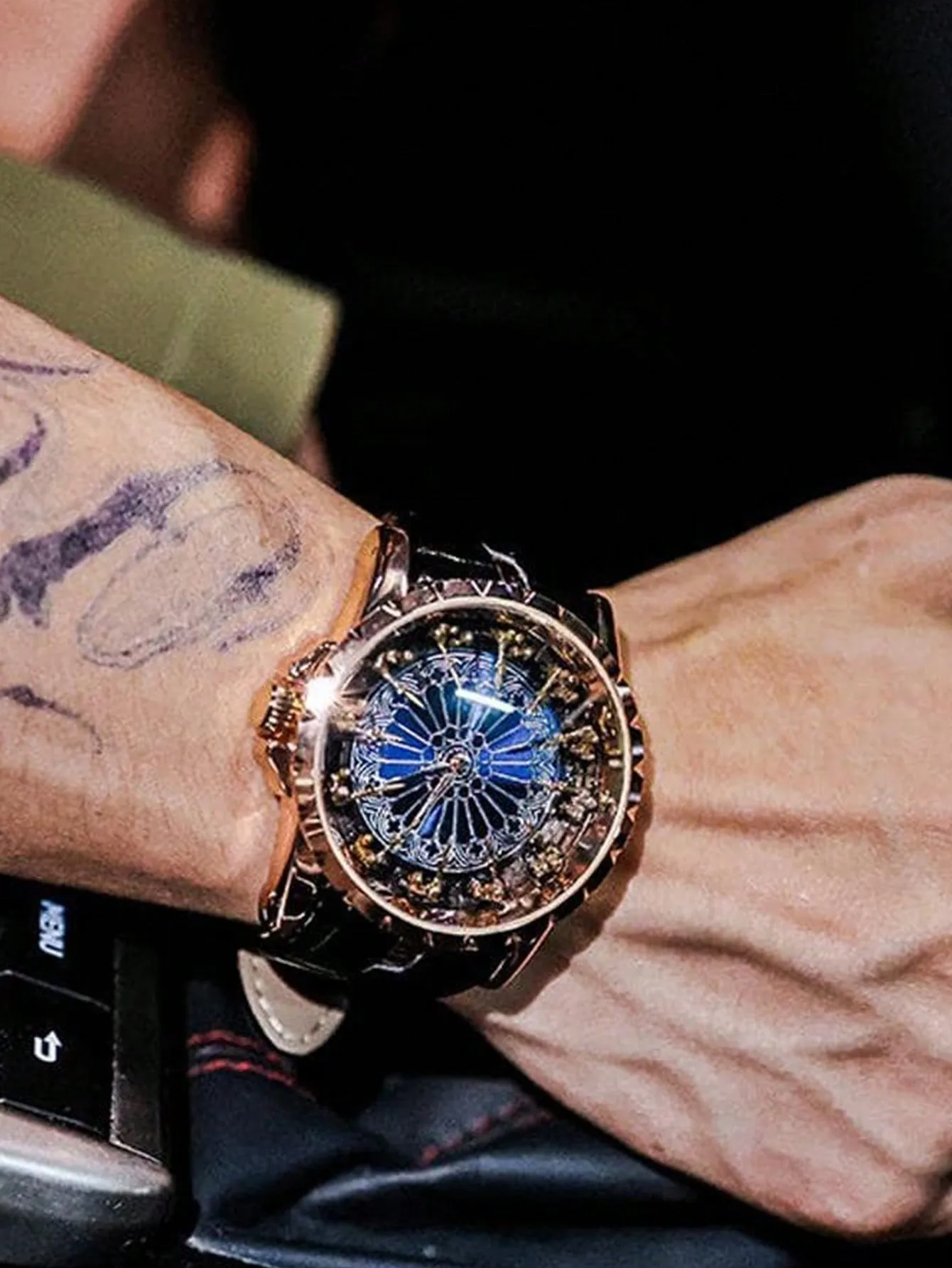 New Fashion Men’s Quartz Watch Sports Trendy Men Watch Luxury Personalized Man Watch Large dial Watch Men wrist watches